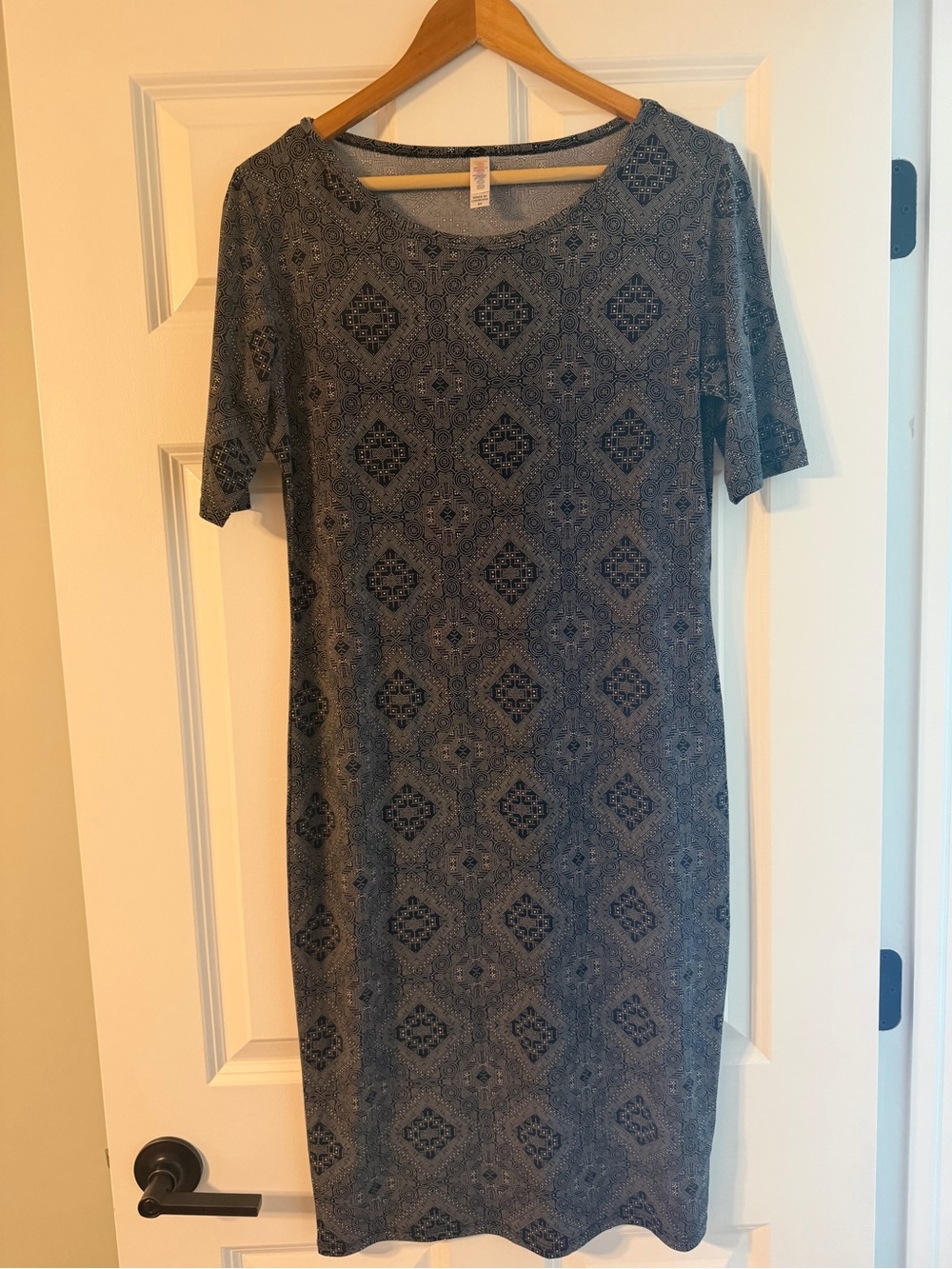 LuLaRoe Navy and Heather Gray Patterned Midi Dress